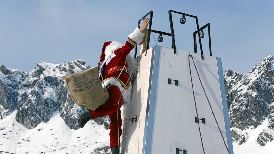 Samnaun Ischgl Wettkampf Weltmeisterschaft Samichlaus Nikolaus Weihnachtmann