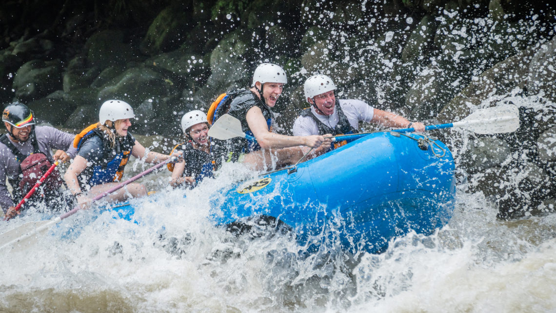 Costa Rica Urlaub Reisen River Rafting