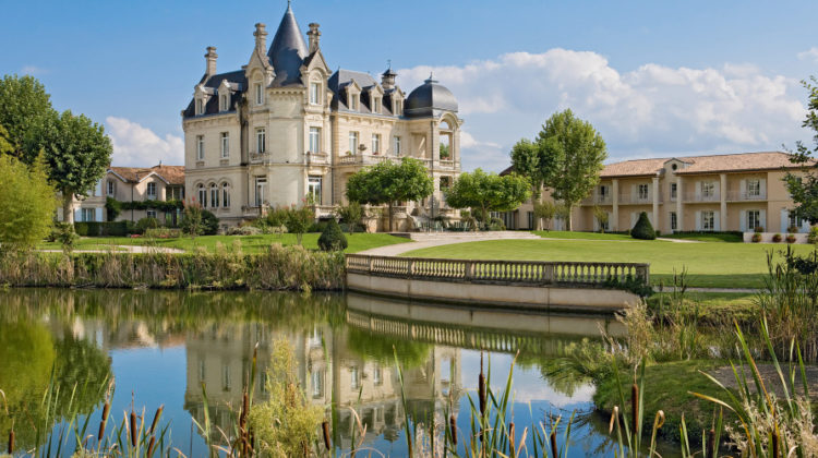 Chateau in Bordeaux Royale Übernachtung Hochzeit Traum