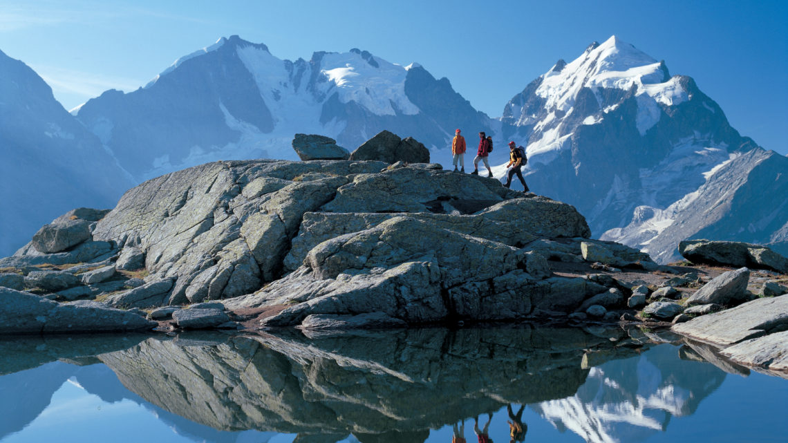 Schweiz Tourismus Hochalpin Berge Alpen Ferien in der Schweiz Wandern