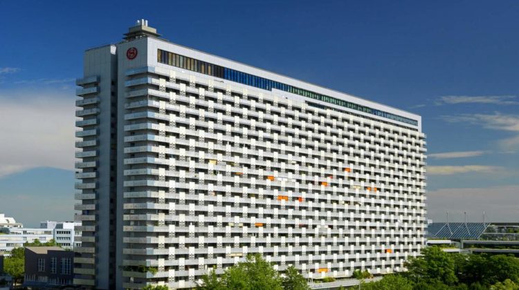 Sheraton München Arabellapark Hotel aussen worldofwellness