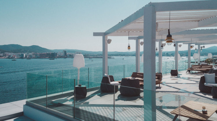Amàre Beach Hotel Ibiza Belvue Rooftop worldofwellness
