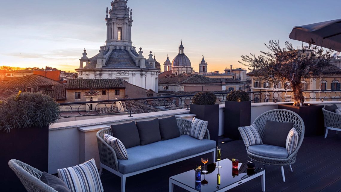 Luxus Rooftop-Bars weltweit The Pantheon Iconic Rome Marriott International worldofwellness