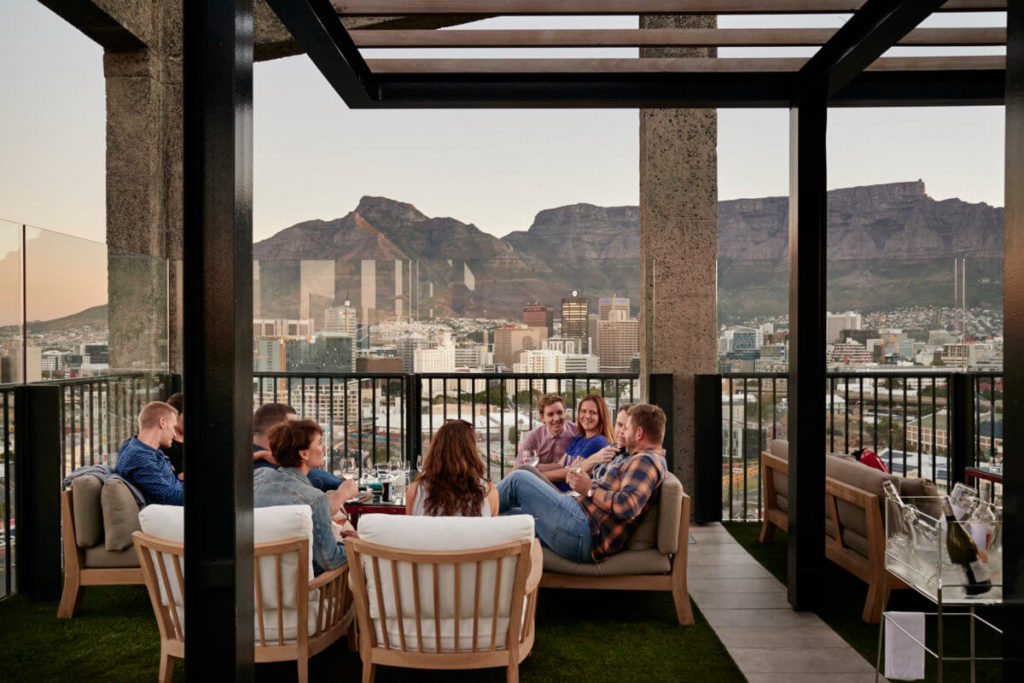 Luxus Rooftop-Bars weltweit The Silo Hotel Kapstadt Mark Williams worldofwellness