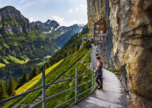 Ebenalp Wildkirchli Kraftorte Schweiz © Switzerland Tourism